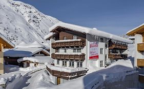 Hotel Alpenblume